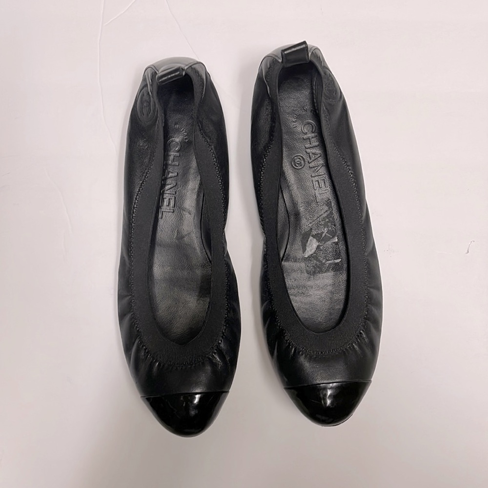 Black Chanel ballerina